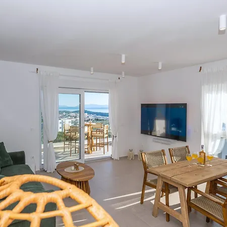 Luxury Aneri Sea&city View Apartment